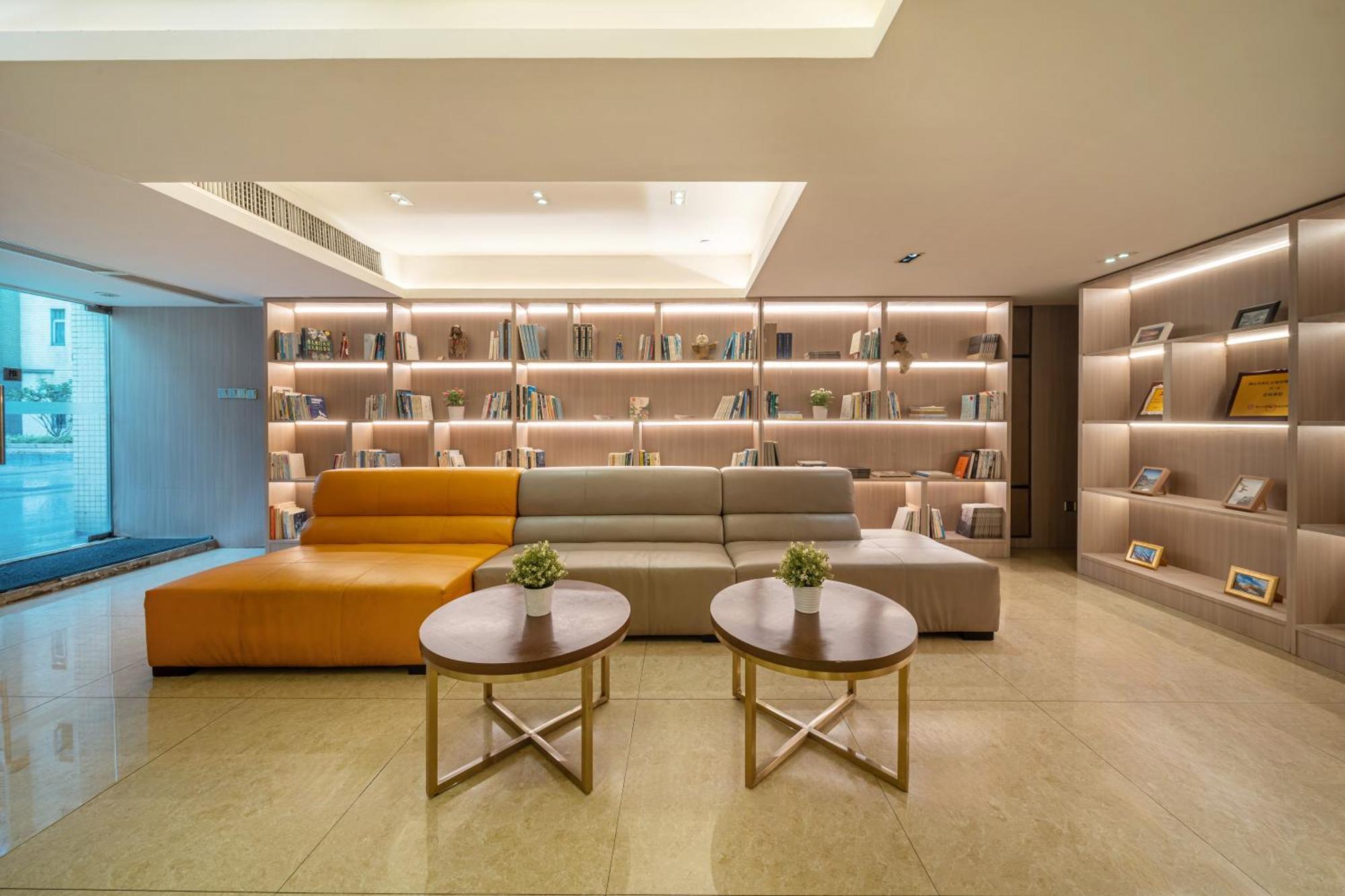 Foshan Poltton International Serviced Apartment-Canton Fair Free Shuttle Bus Exterior photo