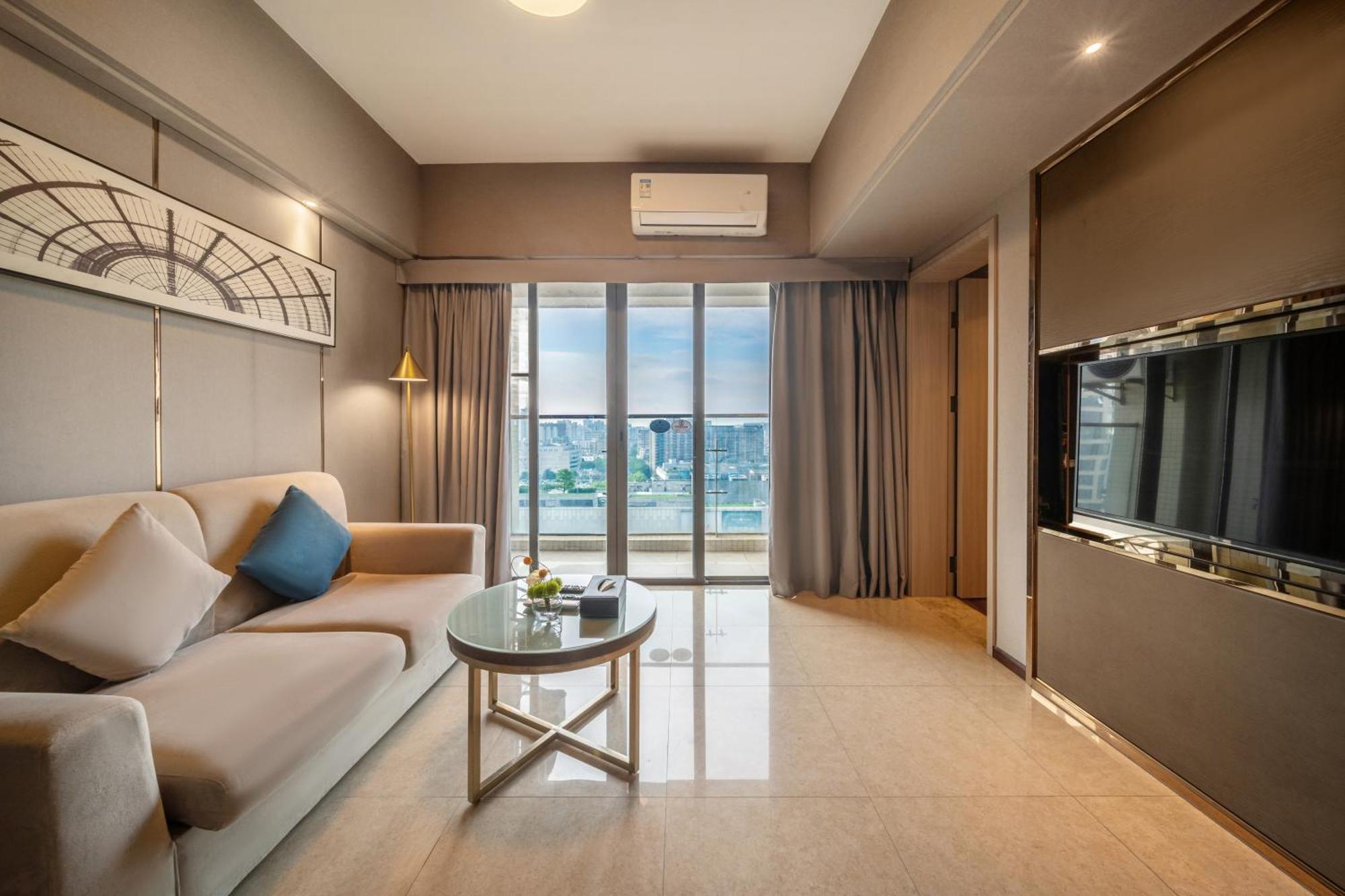 Foshan Poltton International Serviced Apartment-Canton Fair Free Shuttle Bus Exterior photo